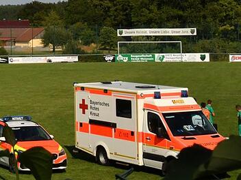 Der Sport geriet in der Partie zwischen Arnstein und Marktzeuln nach einer schweren Verletzung zur Nebensache. Das Spiel wurde abgebrochen - und nun neu angesetzt. Gunther Czepera