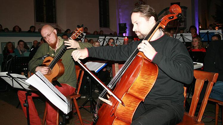 Carlo Hilsdorf und Jan Jancalek musizierten zusammen. Foto: Gabriele Sell