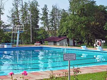 Im Freibad Himmelkron kam die kleine Vanessa zu Tode.Archiv