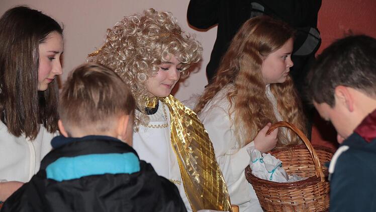 Adventsmarkt in Diebach. Elisabeth Assmann