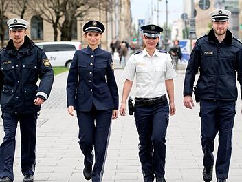 Immer wenn er Polizeiuniformen sah, geriet der Angeklagte in Rage. Er habe seine Wut, Ohnmacht, Empörung und Aggression auf die Polizei projiziert, sagte der Kulmbacher vor Gericht.