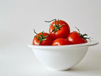 Tomaten verlieren im Kühlschrank an Aroma.