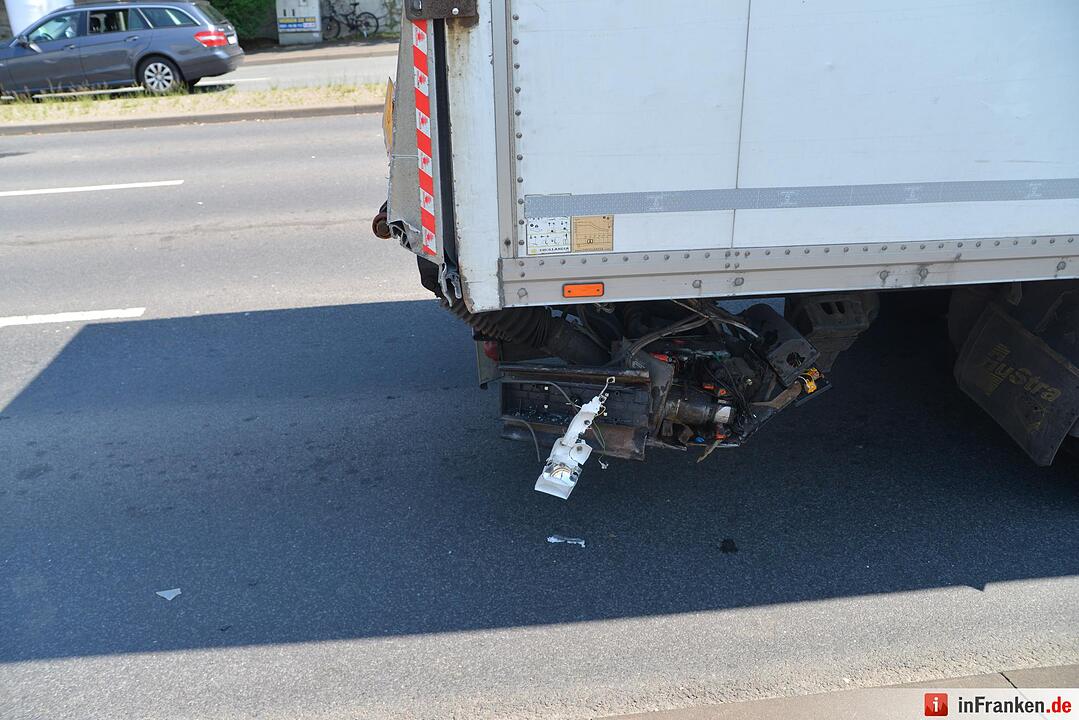 Autofahrer stirbt bei Unfall in Würzburg
