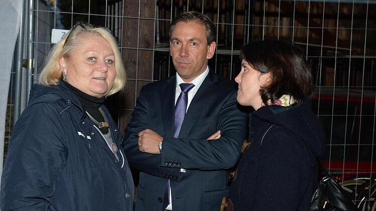 Landrat Alexander Tritthart war mit Mitarbeitern vor Ort. Foto: Ronald Rinklef