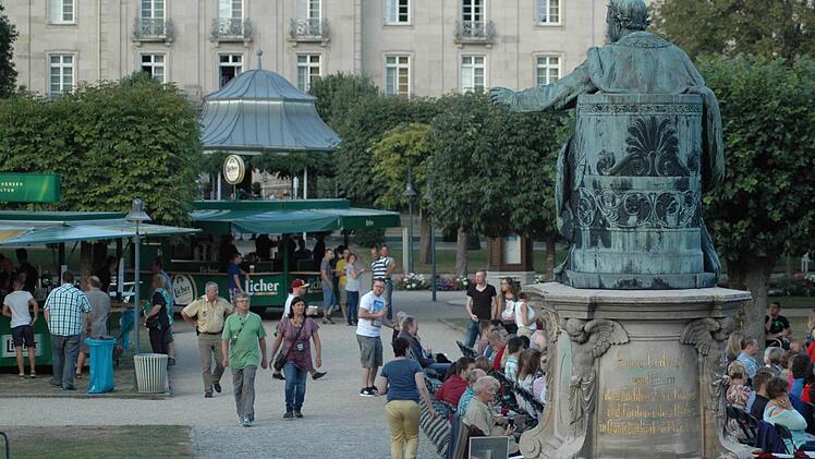 Kaya Yanar in Bad Brückenau  Foto: Sebastian Schmitt-Mathea