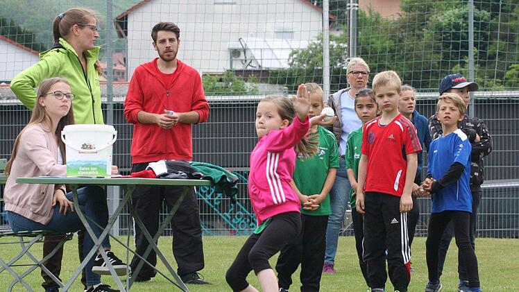 Altersgerechte Kinderleichtathletik wird beim Sportfest in Ramsthal stets großgeschrieben.