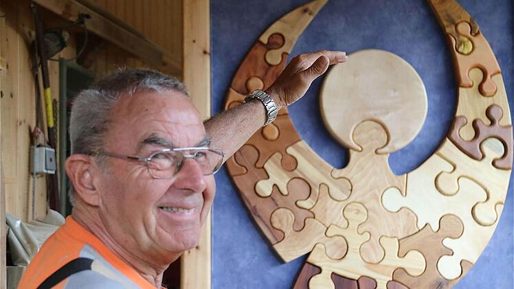 Kurt Müller verwendete viele unterschiedliche Hölzer.  Foto: Gerd Schaar