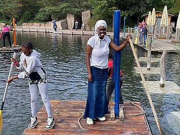 Ihr droht Abschiebung: Herzogenauracher Mutter verzweifelt