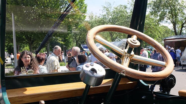 Viel zu sehen gab es für die Besucher beim Fendt-Treffen in Bad Bocklet. Foto: Björn Hein