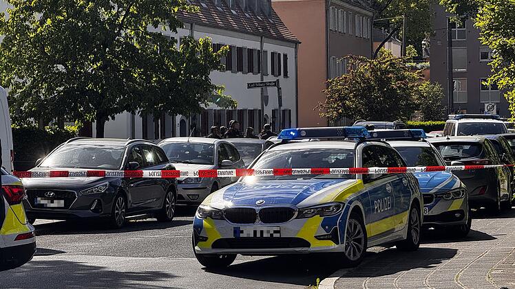 Polizeigroßeinsatz nach Bedrohungslage und Schüssen: SEK im Einsatz