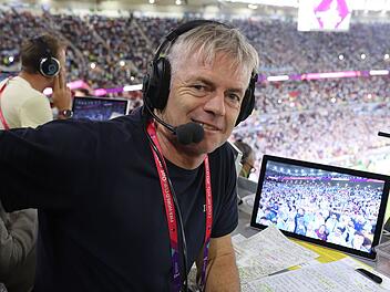 Tom Bartels erinnerte sich in einem Podcast-Gespr&auml;ch an einen k&ouml;rperlichen Zusammenbruch nach seinem gr&ouml;&szlig;ten beruflichen Moment.