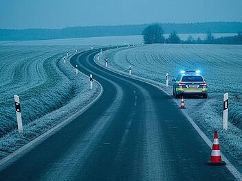 Frau wird von Auto erfasst und stirbt: Fahrerflucht in Beratzhausen