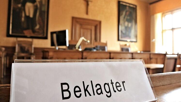 Zu einer Bewährungsstrafe und einer Geldbuße von 1500 Euro wurde der Angeklagte verurteilt. Foto: Ferdinand Merzbach