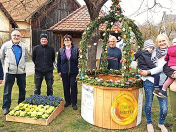 Die Dorfgemeinschaft von See und Oberlangenroth lädt heute zu einem Osterverkauf am Edeka-Einkaufsmarkt in der Wirsberger Straße ein.