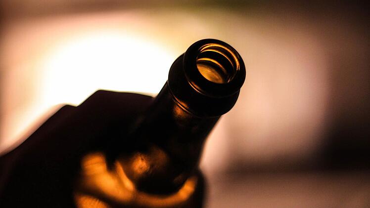 Statt Radler war eine ätzende Flüssigkeit in der Flasche. Symbolfoto: Christopher Schulz