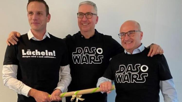 Coburg: Regiomed-Chef sorgt mit T-Shirt bei Amtseinführung für Empörung - "alles andere als ein guter Start"