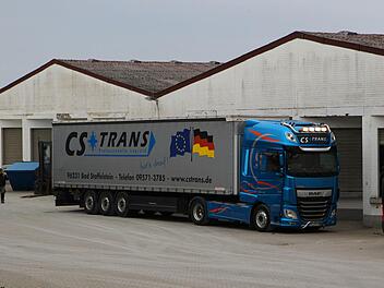 Wohin zieht es das Logistikunternehmen CS Trans, das bislang in Grundfeld seinen Stammsitz hat?  Foto: Markus Drossel