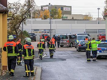 Jede Menge  Einsatzkräfte und Spezialisten waren Dienstagnachmittag in Zapfendorf in Aktion.Archivbild: News5/Merzbach