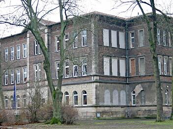 Das VHS-Gebäude soll grundlegend saniert werden. Der Stadtrat vergab Architektenleistungen. Foto: Archiv