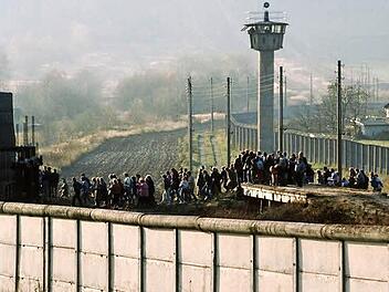 Aus Anlass des 25. Jahrestags der Grenzöffnung zeigt Eugen Schneiderbanger seine innerhalb seiner beruflichen Tätigkeit als Zeitzeuge aufgenommenen Bildpräsentation "Grenzöffnung89".  Foto: privat