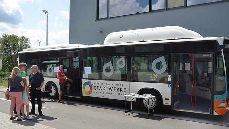 Eindrücke vom Tag der offenen Tür im neuen Domizil der Bad Kissinger Stadtwerke.  Foto: Peter Rauch