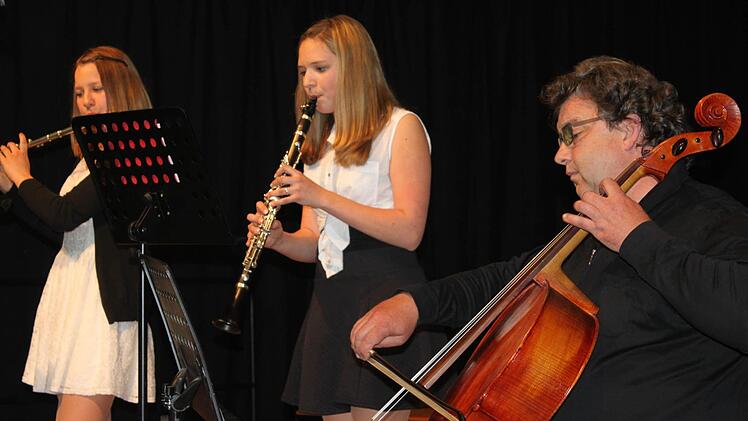 Impession vom bunten Abend an der RS I. Foto: Veronika Schadeck