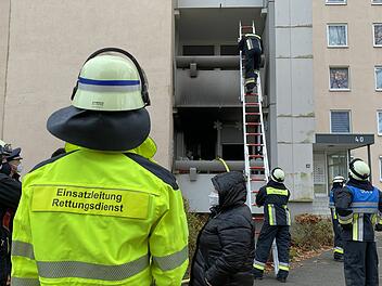 Nürnberg: Brand in Mehrfamilienhaus
