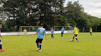 Das Meisterteam 2024 der Wefa Ahorn im gelben Trikot hat seine Vorrunde in der 1. Liga ungeschlagen gewonnen und gilt damit auch heuer als Mitfavorit um den Meistertitel.