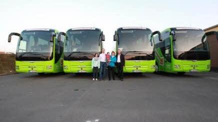 Das Hollfelder Unternehmen hat insgesamt 1,8 Millionen Euro in vier Busse investiert. Foto: privat