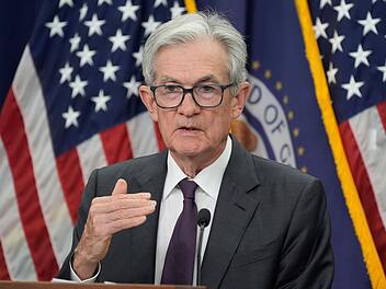 US-Notenbank Fed hält Leitzins auf hohem Niveau stabil
