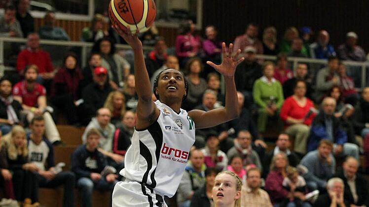 Wie im Hinspiel von den Osnabr&uuml;cker Basketballerinnen auch gestern nicht zu halten: Taleya Mayberry Foto: sportpress