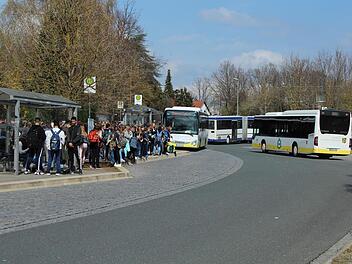Der Busbahnhof Schwedenschanze ist die Drehscheibe für den ÖPNV um Höchstadt.  Foto: ad
