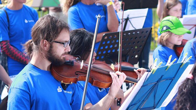 Impressionen vom ersten Symphonic Mob Bayerns auf dem Coburger SchlossplatzFoto: Jochen Berger