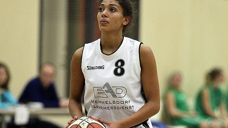 LaTisha Lott half bei den Kemmerner Damen aus und erzielte in Dresden vier Punkte. Foto: sportpress