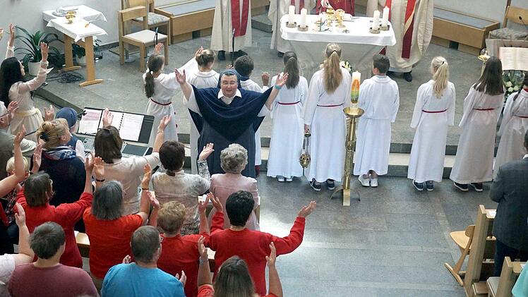 Impressionen aus dem Gottesdienst    Foto: Richard Sänger