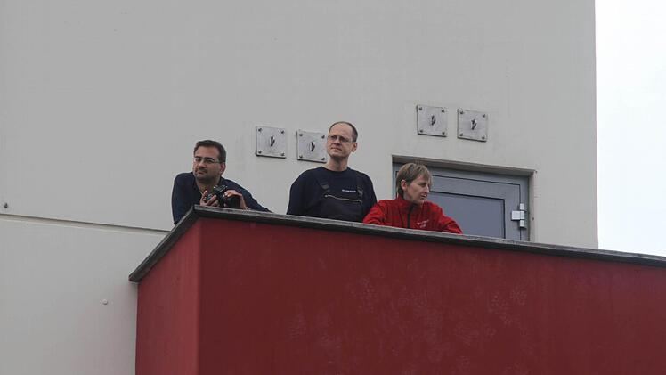 Zuschauer auf dem Schlauchturm. Foto: Michael Busch