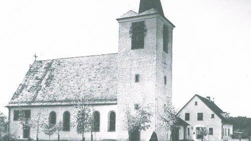 Ein erstes Foto der neuen Christuskirche im Jahr 1953. Reproduktionen: Karl Klippel