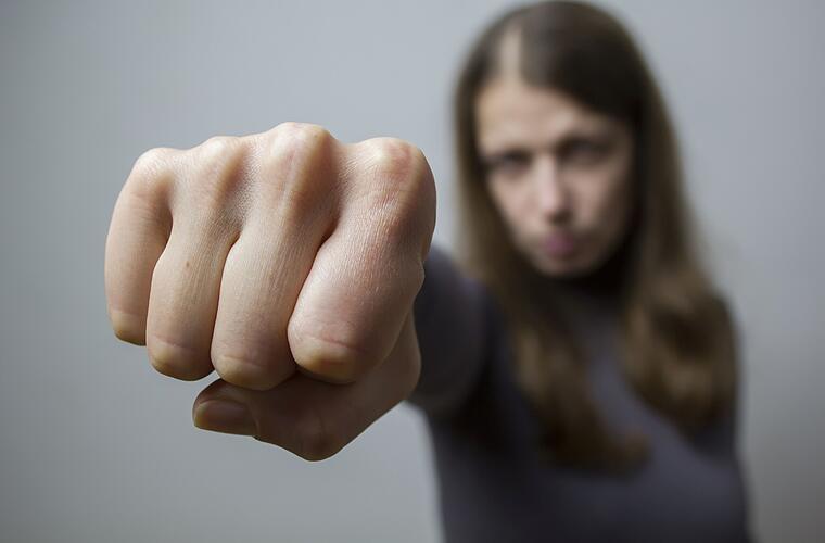 Schlägerei auf dem Abtswinder Weinherbst: 24-Jährige schlägt andere Frau - die wird im Gesicht verletzt