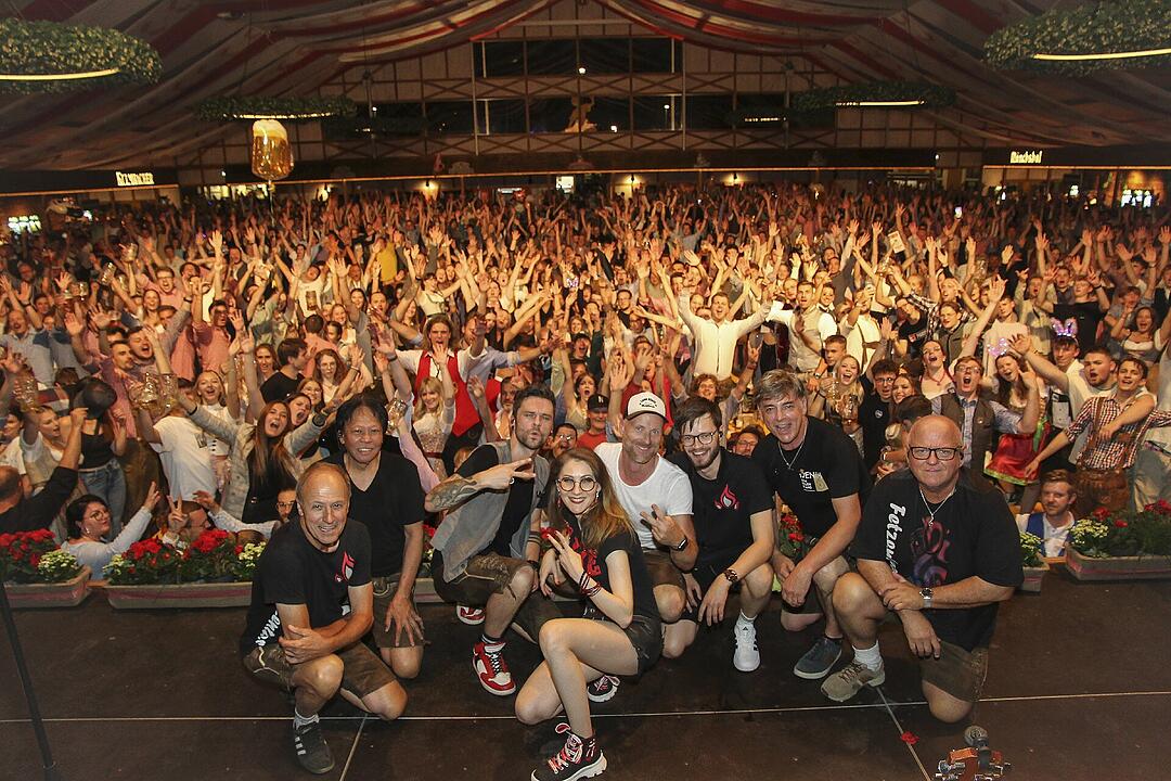 Beste Stimmung mit den "Fetzentalern"