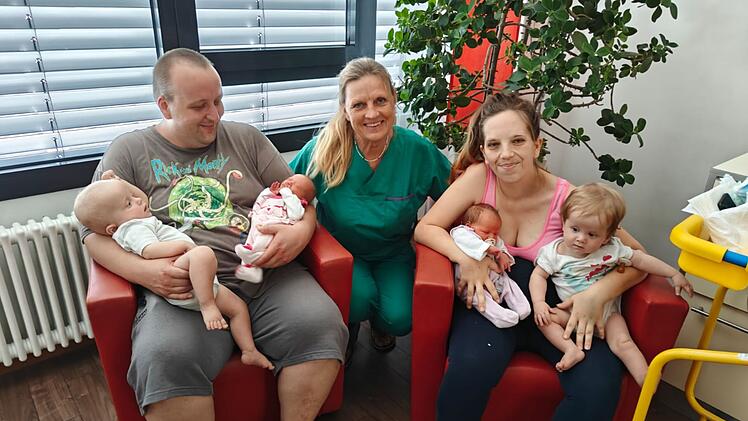 Besondere Babys im Klinikum Fürth geboren - extrem seltene Schwangerschaft