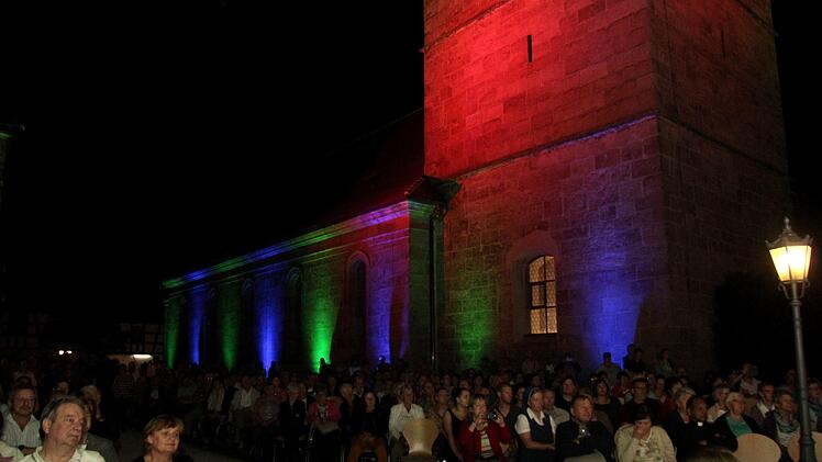 Impressionen vom Chorfestival     Foto: Richard Sänger