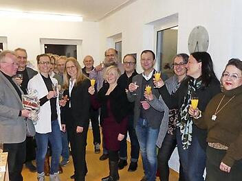 Ein Prosit auf das Projekt  Foto: Paul Pöhlmann