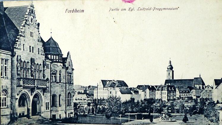 Das Luitpold-Progymnasium in Forchheim um 1900 auf einer Ansichtskarte Repros: Manfred Franze