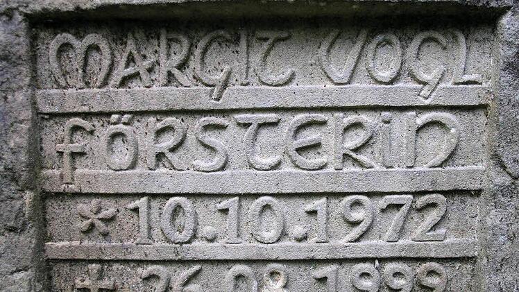 Der gedenkstein für die Försterin masrgit Vogl.