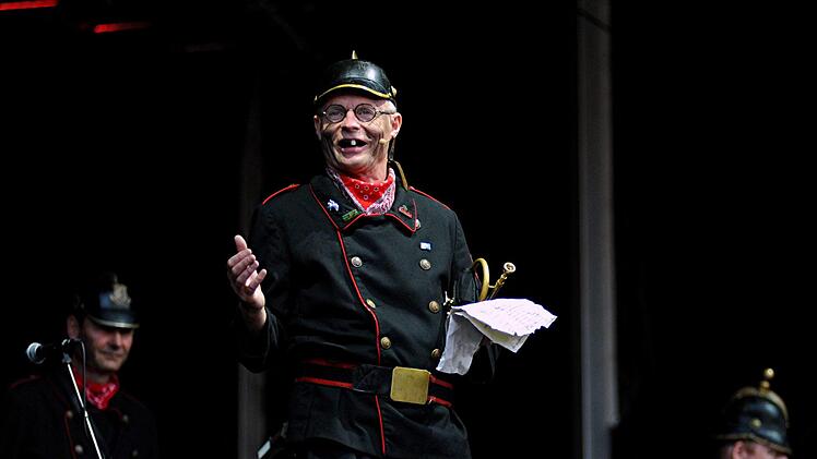 In Zivil hätte ihn kaum einer erkannt: Norbert Neugirg.Foto: Helmut ÖÄlschlegel