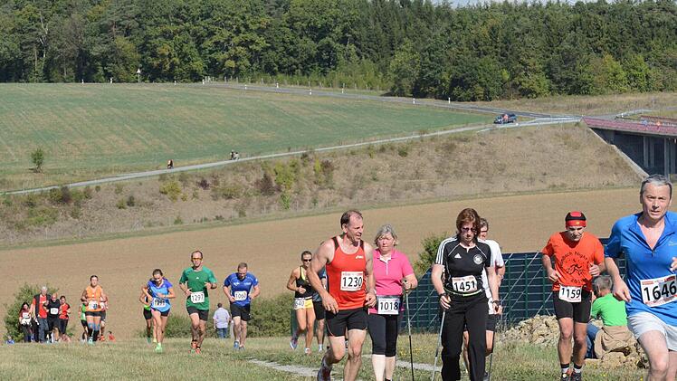 Schnappschüsse vom Rannunger Wald- und Naturlauf. Foto: ssp