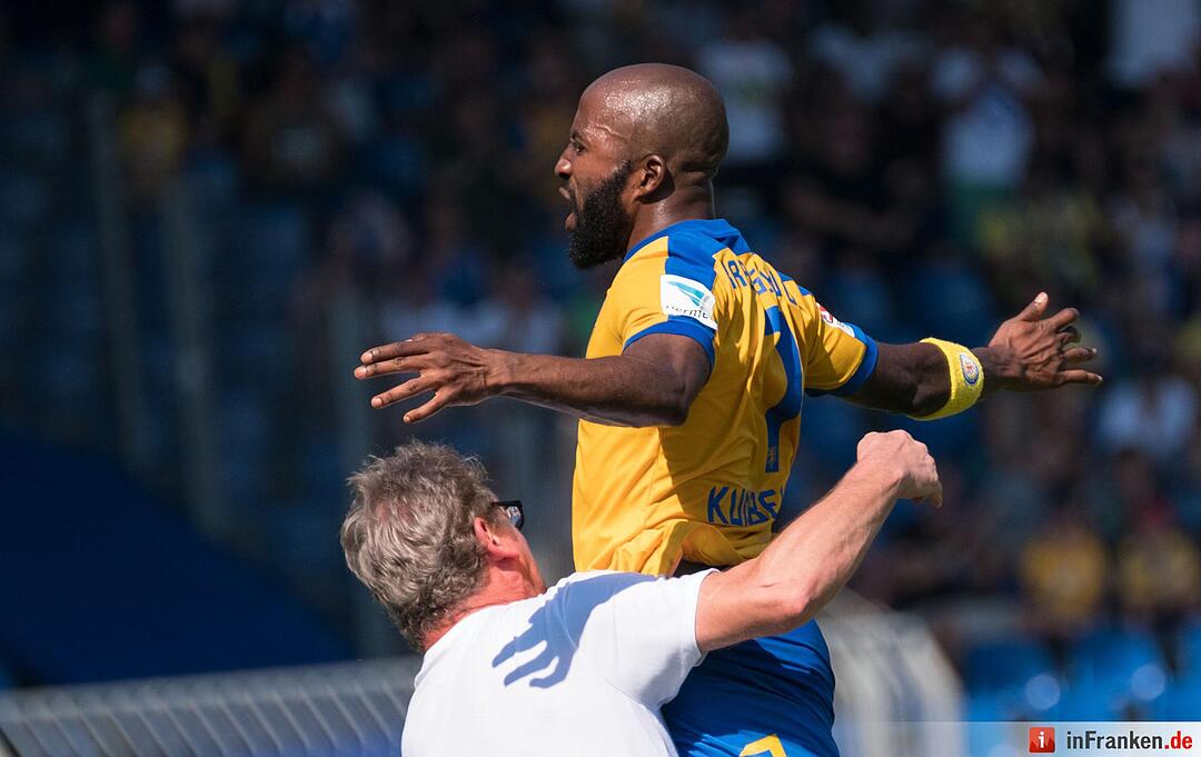 Der 1. FC Nürnberg geht mit 6:1 bei Eintracht Braunschweig unter