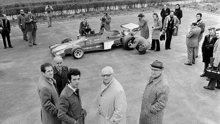 Schon im Jahr 1929 gr&uuml;ndete Enzo Ferrari sein eigenes Rennteam. Die "Scuderia Ferrari" ist seitdem nicht aus der Motorsportwelt wegzudenken.