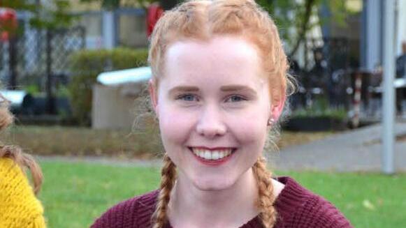 Lena Freudenberger erlitt in jungen Jahren einen Schlaganfall, kämpft sich aber Schritt für Schritt ins Leben zurück.  Foto: Pat Christ