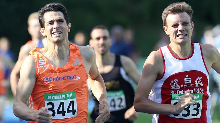 Marco Kürzdörfer vom LSC Höchstadt (li.) verpasste die DM-Norm, gewann über 800 Meter aber Silber. Kiefner